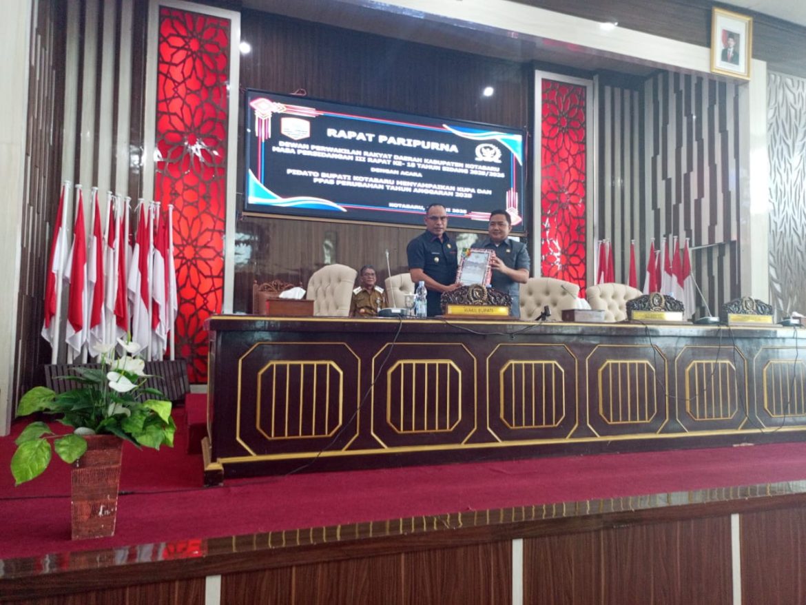 Wabup Kotabaru Hadiri Rapat Paripurna KUPA PPAS Anggaran 2025