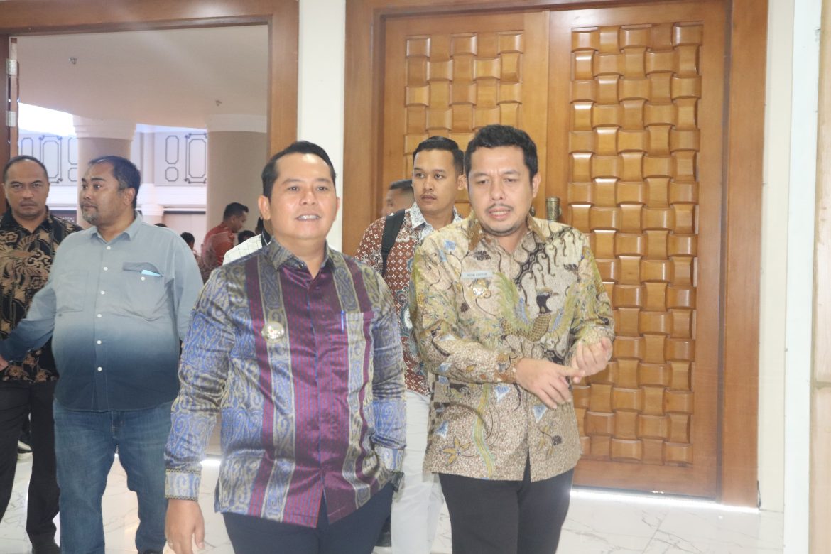 Bupati Paluta Hadiri Penandatanganan Nota Kesepahaman Antara BGN Dengan Pemerintah Daerah Se – Sumut
