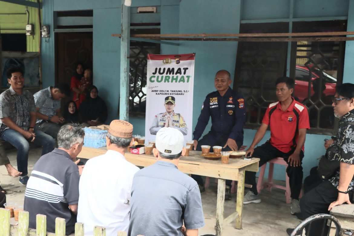 Polres Kotabaru Gelar Jumat Curhat, Dengar Aspirasi Warga Desa Baharu Selatan
