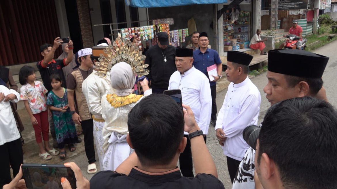 Disambut Meriah Masyarakat,Bupati Kotabaru Safari Ramadhan diKecamatan Pulau Laut Selatan