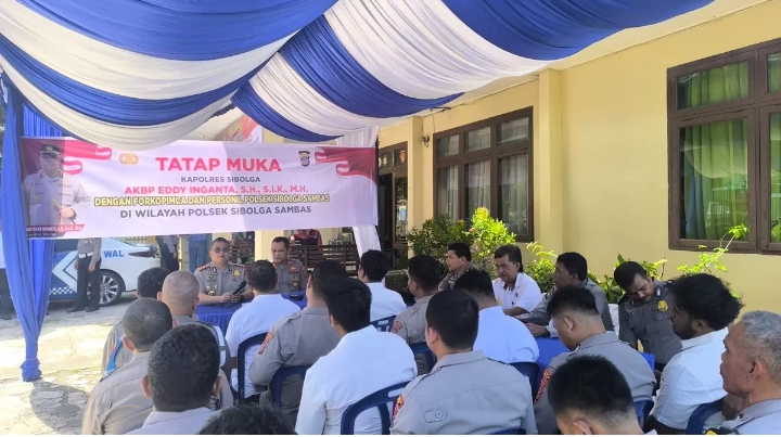 Kapolres Sibolga Laksanakan Kunjungan Kerja ke Polsek Sibolga Sambas, Tekankan Pelayanan Humanis dan Profesional