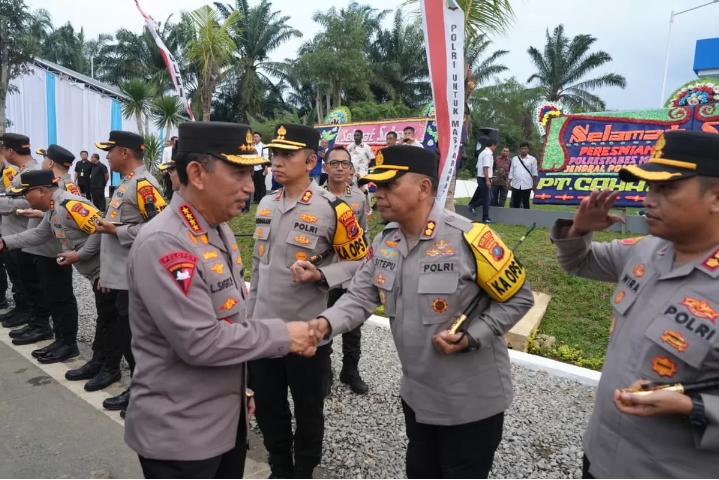 Kapolres Sergai Hadiri Kunjungan Kapolri dan Ketua Komisi IV Beri Bantuan Korban Bencana Alam