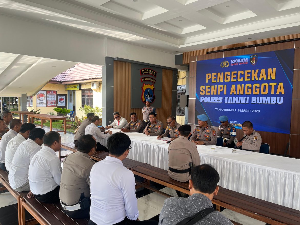 Polres Tanah Bumbu Laksanakan Pengecekan Senjata Api (Senpi) Personel Pemegang Senpi Dinas