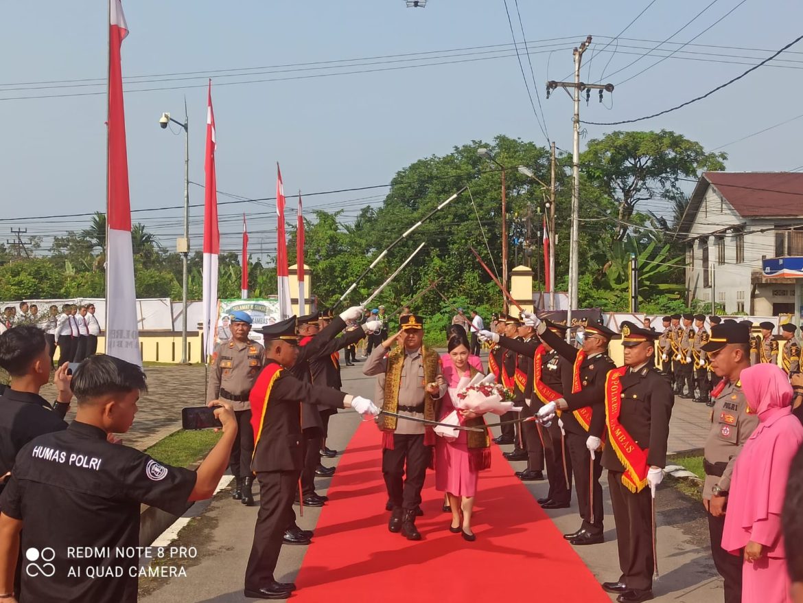 Kapolres Sambas Baru AKBP Sanny Handityo Tegaskan Komitmen Presisi dan Pelayanan Maksimal kepada Masyarakat