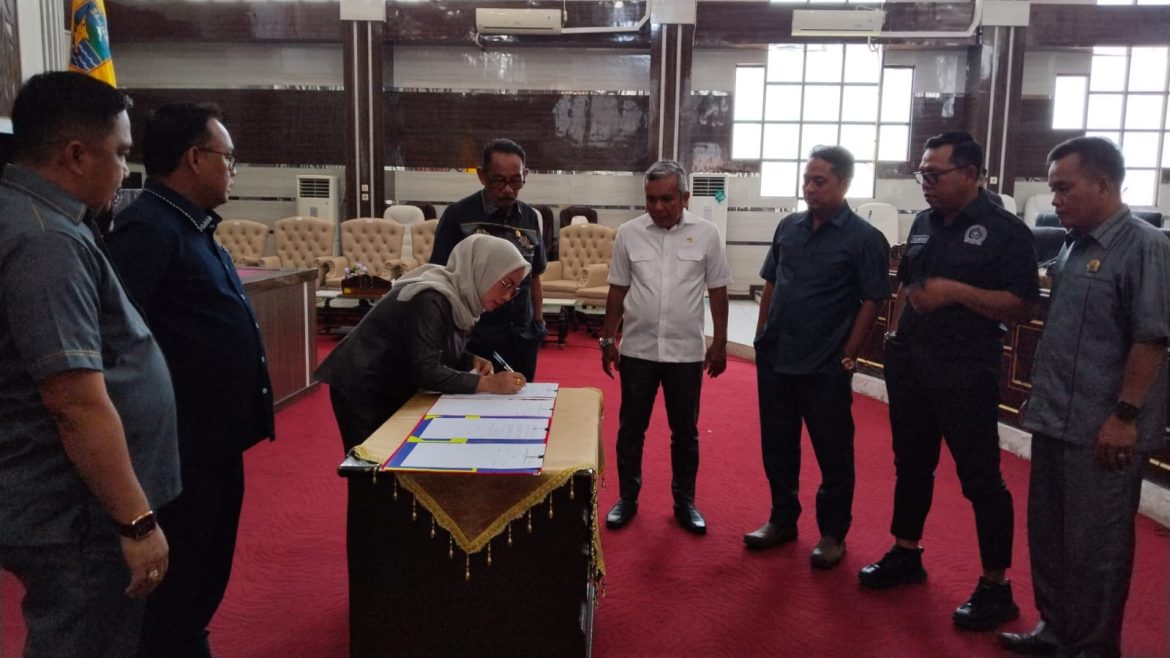 Paripurna DPRD Kotabaru : Laporan Laporan Hasil Pelaksanaan Reses Anggota DPRD Tahap II Tahun Sidang 2026/2027