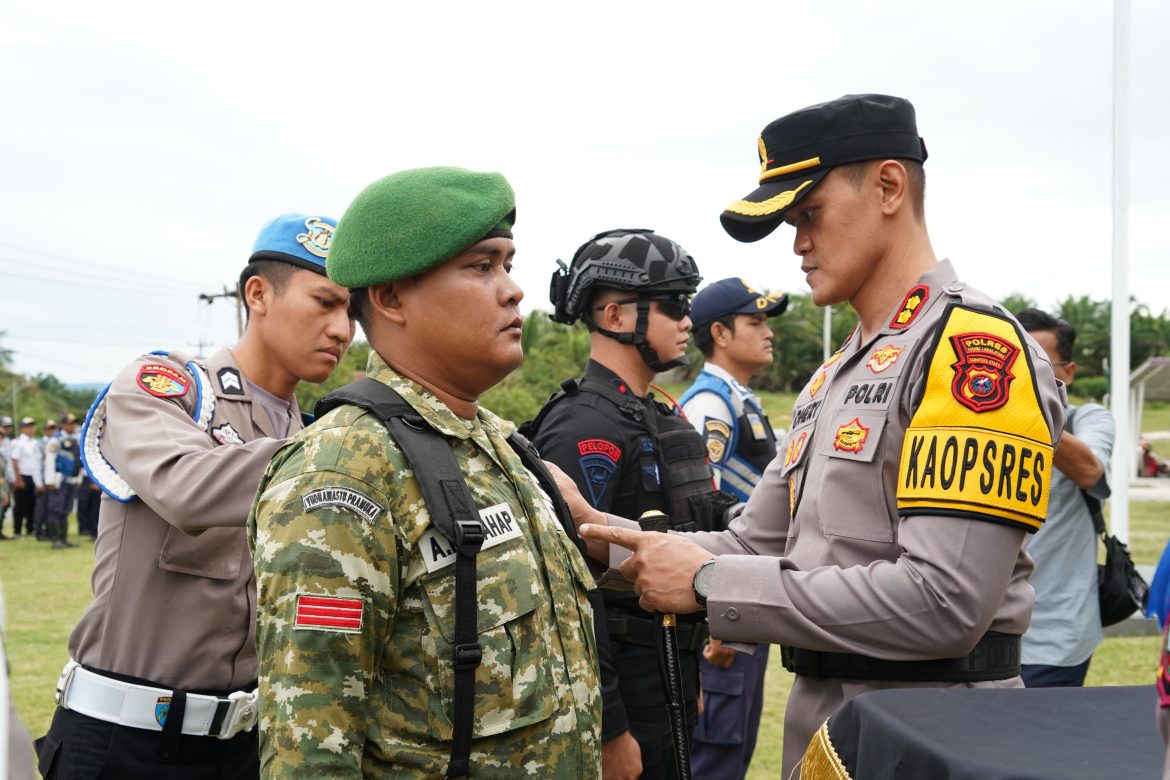 Kapolres Paluta Resmi Buka Pelaksanaan Operasi ” Patuh Toba 2026 ” Dengan Digelarnya Apel Gelar Pasukan Di Makopolres.
